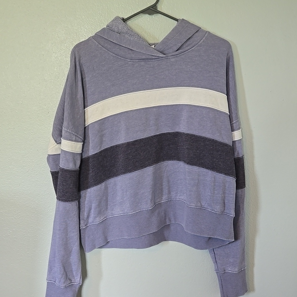 Pink Rose Light Blue Striped Hoodie Size Large